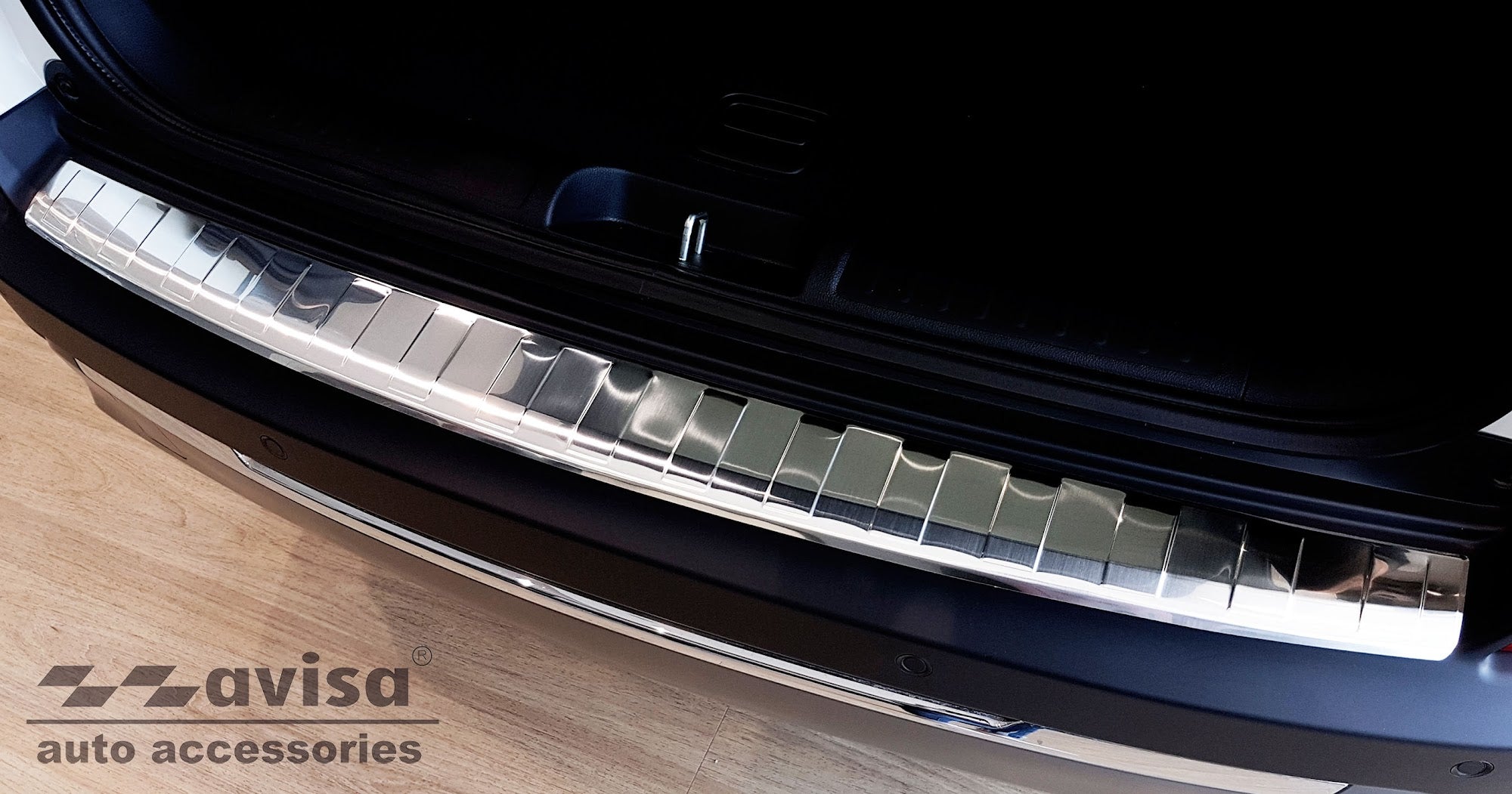 Lastskydd Jeep Cherokee V facelift 2018+ – Silver satin – detaljbild 3