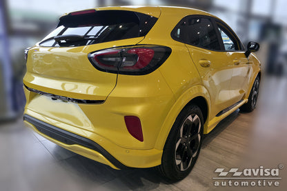 Bakluckelist Ford Puma crossover 2019+ – Spegelblank svart – detaljbild 2