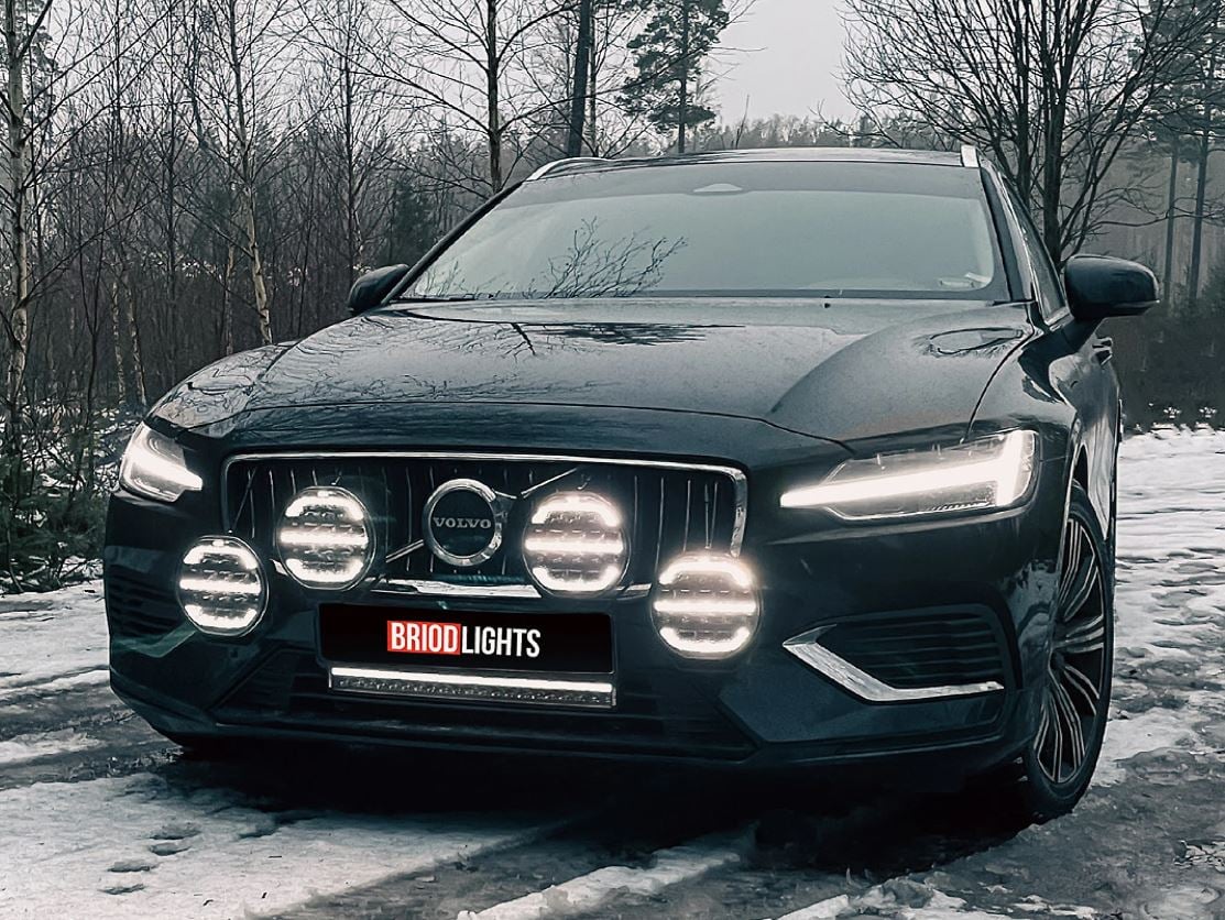 sidovy som visar profil och design av Extraljuspaket OZZ XR2 P7 White X4 – OZZ