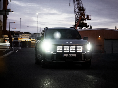 kompletterande produktbild av OZZ SQR 9″ Black 160W – LED Extraljus – OZZ