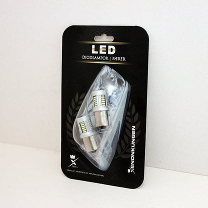 billede, der viser brugen af BA15S – 1156 30SMD 12 – 24V Rød – Xenon King