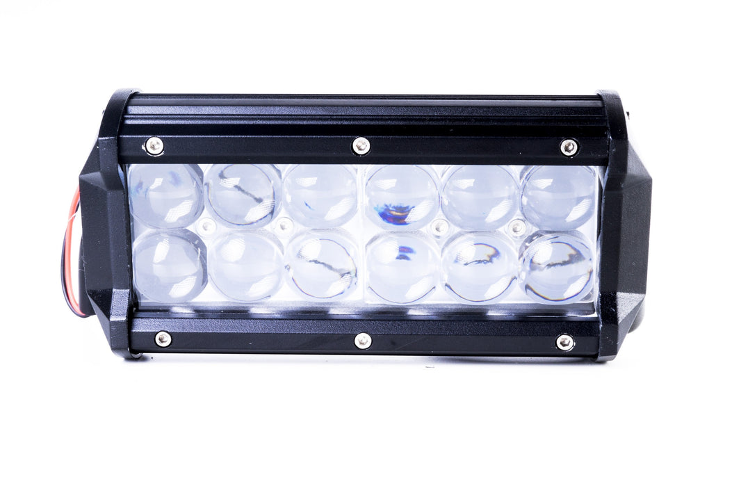 LED-arbetslampa – 36 W – 6000K – 12 LED – 4860 LM – 165mm x 80mm x 65mm