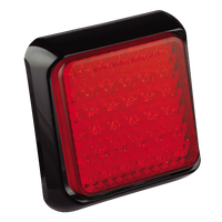 produktbild framifrån visande Baklampa 125RME Röd – LEA