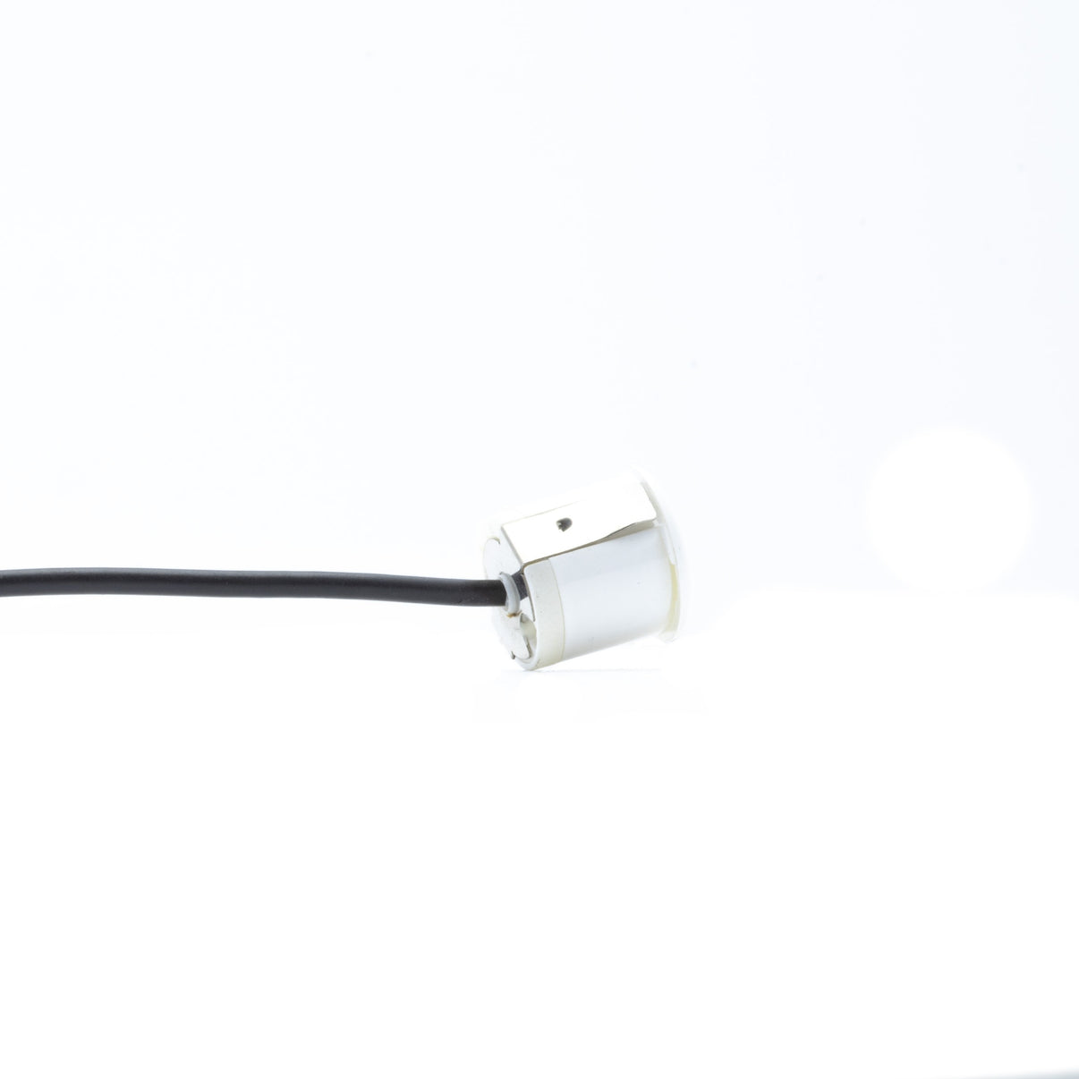 Parkeringssensor med display – Vit – ultraljudssensor – 4 sensorer – 4x 2,5 m
