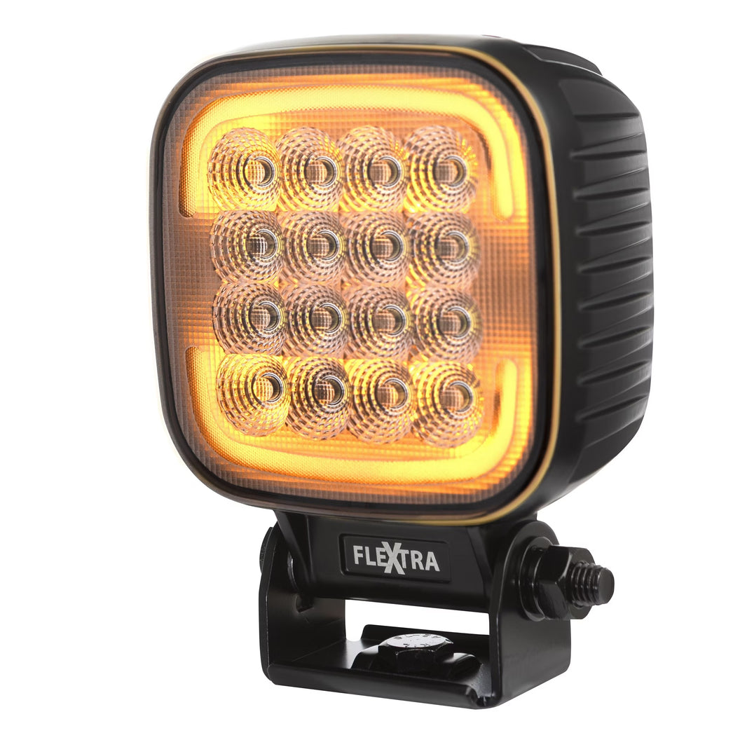produktbillede forfra viser Arbejdslys Quad 80W OSRAM LED IP69K med positionslys & projektørlys - Razor Sweden