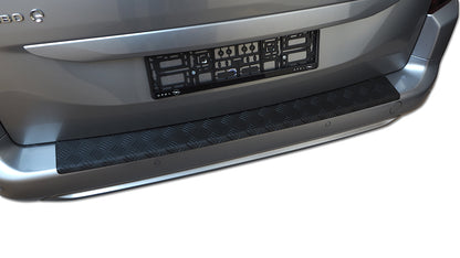 Lastskydd Berlingo/Rifter/Proace City 2018+ – räfflad svart aluminium