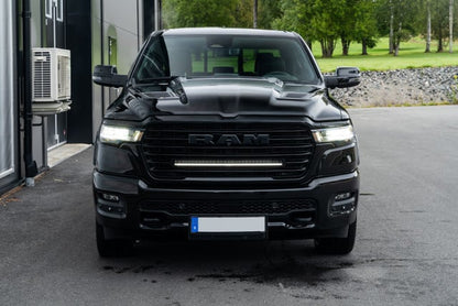 närbild på detaljer och material av Modellanpassat fäste för Ram 1500 Limited/Laramie – Carlevel