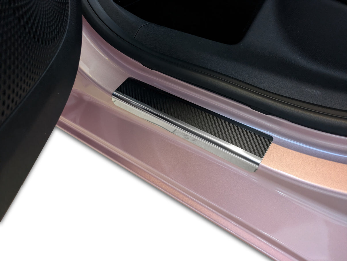 Tröskelskydd Dongfeng Box 2025+ – kolfiber-look