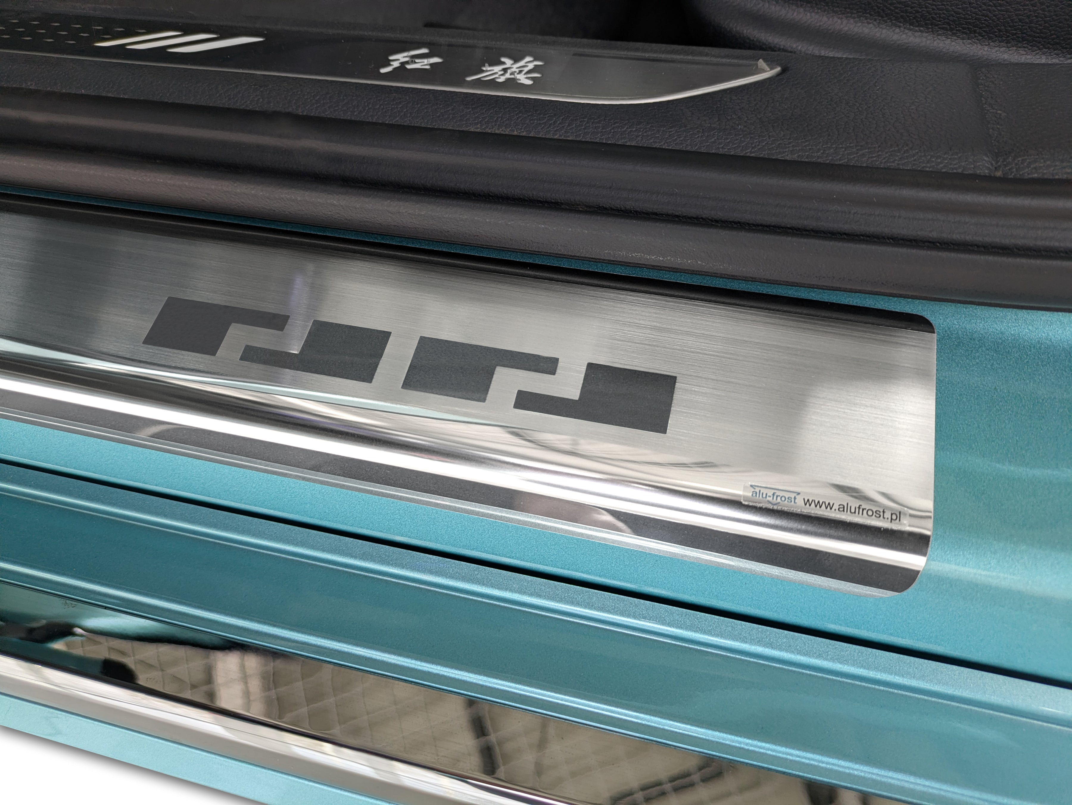 Tröskelskydd Hongqi H6 2025+ – rostfritt stål – bild 3
