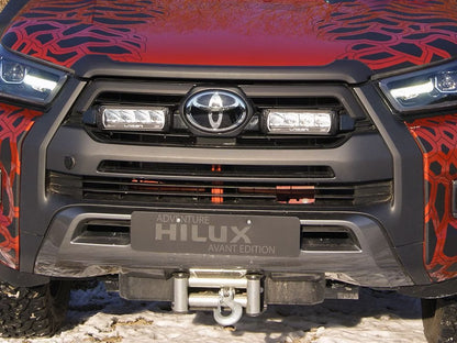 Grillsæt ekstra lys Triple-R 750 Gen2 - Toyota Hilux Invincible-X 2021 - detaljebillede