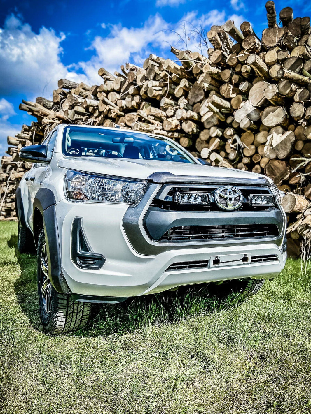 Grillsæt ekstra lys Triple-R 750 Gen2 - Toyota Hilux Legend / Hero 2021 - produktbillede