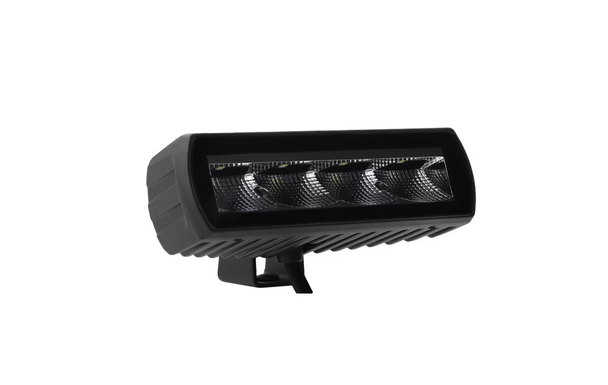 produktbillede forfra, der viser Arbejdslys Worker 32 Slim 32W IP69K – Razor Sweden