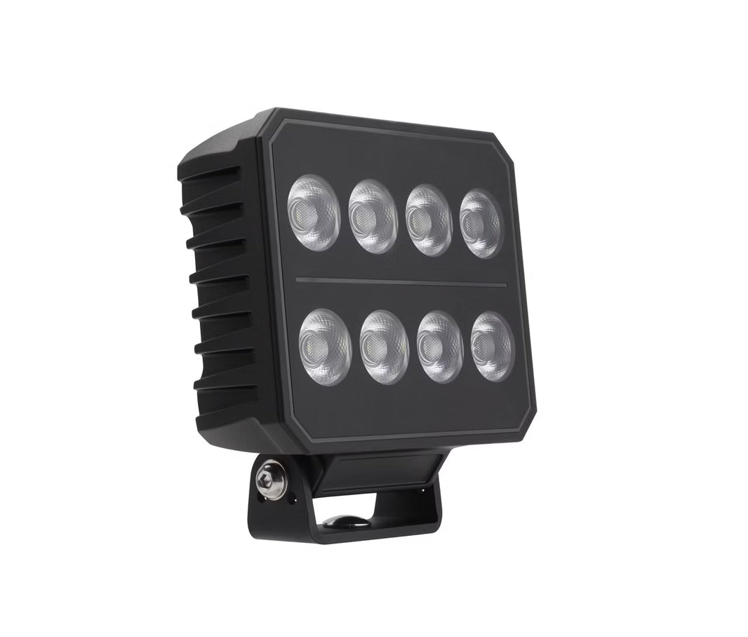 produktbillede forfra, der viser Arbejdslys Worker Pro 8 LED 144W IP69K – Razor Sweden – Razor Sweden
