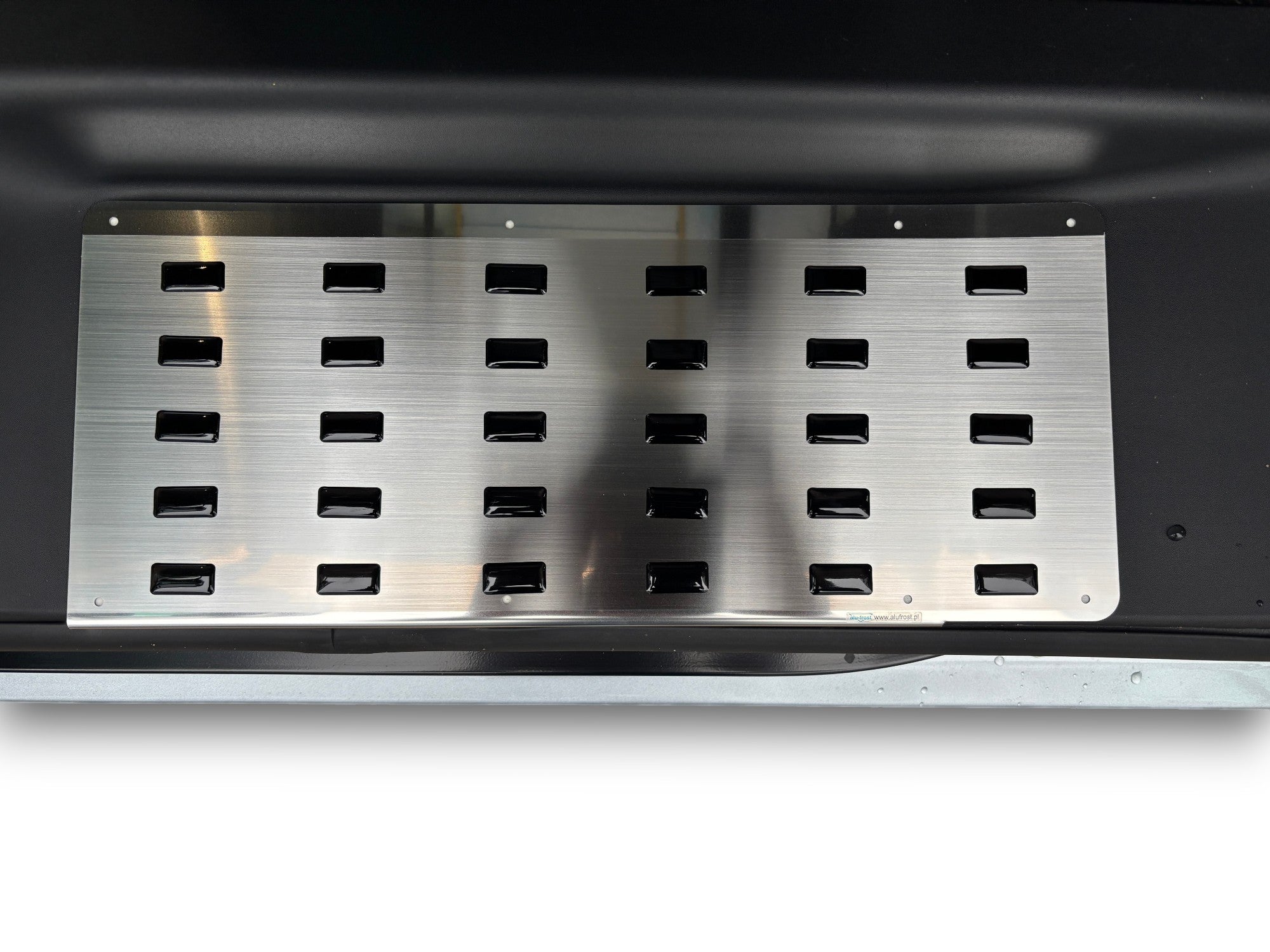 Fotstegsskydd Renault Trafic III FL Crew Van 2025+ – aluminium