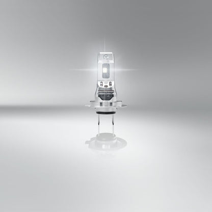 närbild på detaljer och material av NIGHT BREAKER LED SPEED H7 450 – Street Legal – 1 – Pack – OSRAM