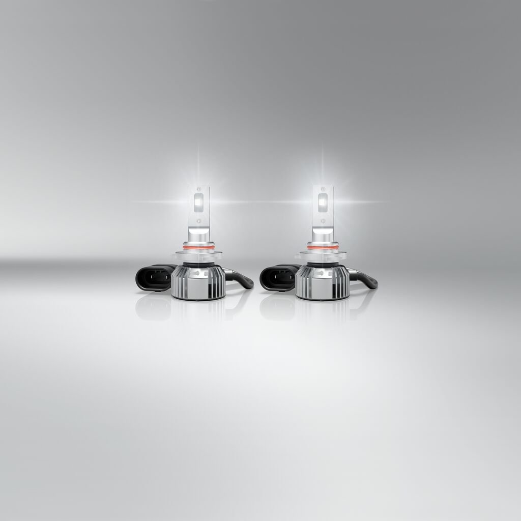 närbild på detaljer och material av NIGHT BREAKER SMART HB3 – Street Legal – OSRAM