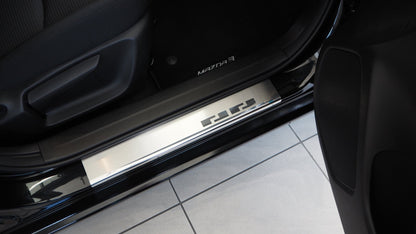 Tærskelskærm i rustfrit stål Mazda 3 2013–2019 - Carlevel - 