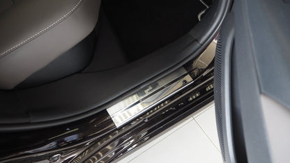 Sillbeskyttere til Toyota Corolla XII 4D/Kombi/Swace 2019+ - 4-pak stål Alu-Frost - nærbillede detaljer | Alu-Frost