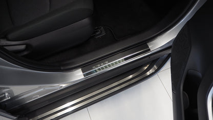 Karmbeskyttelse stål/kulfiber RAV4 V 2019+ - Carlevel - 