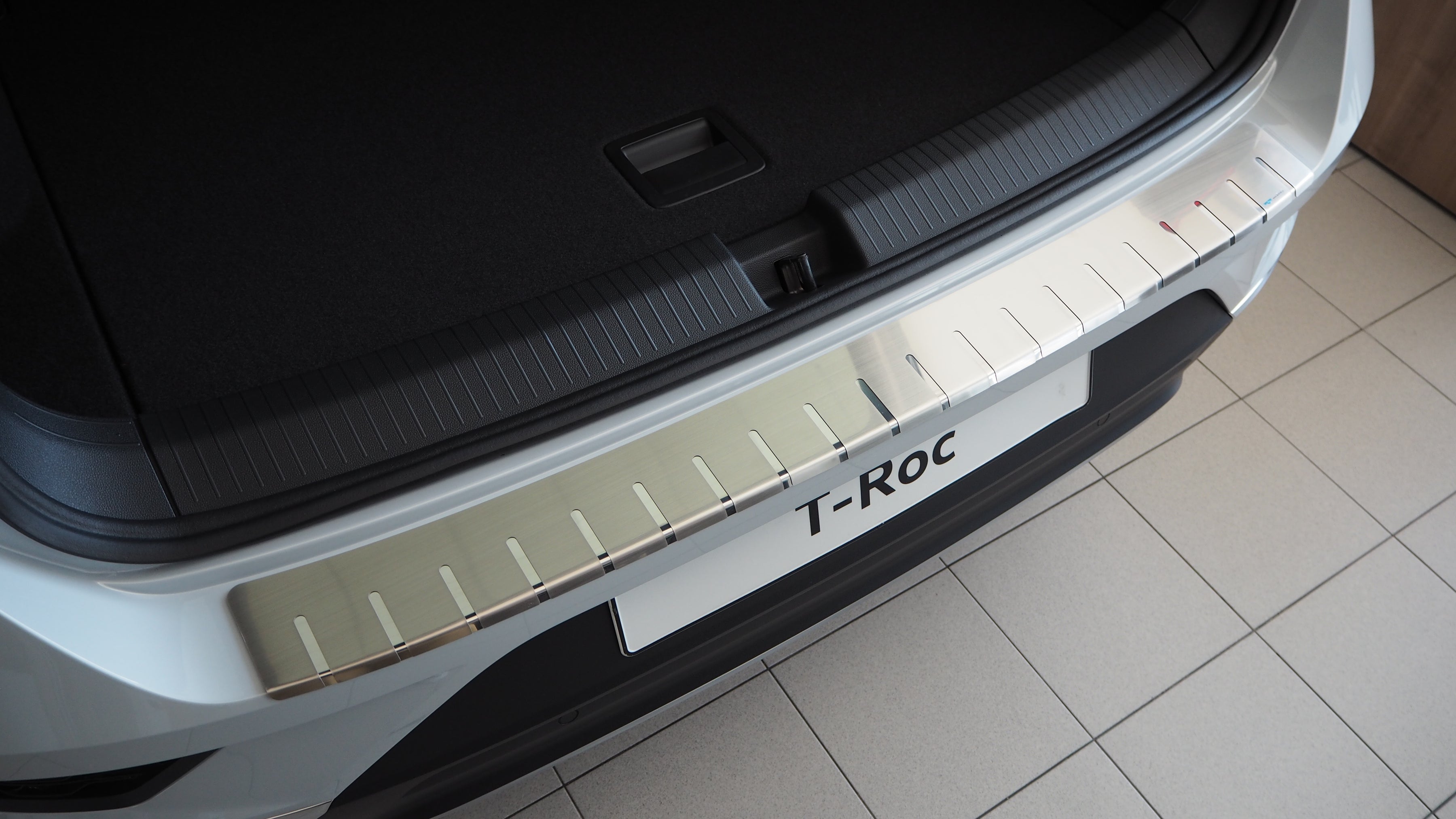 Lastskydd VW T-Roc 2017–2021 – rostfritt stål