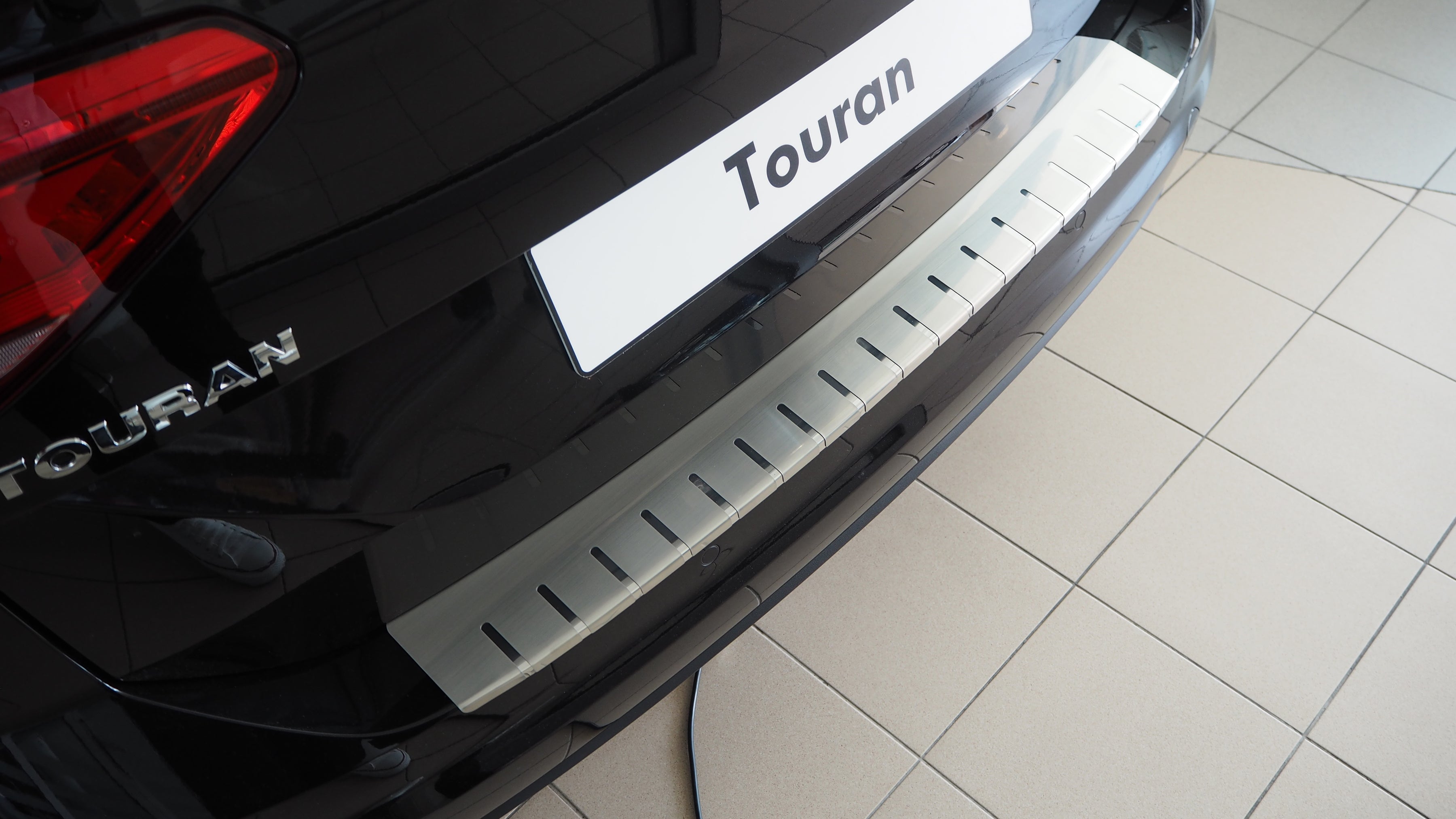 Lastskydd VW Touran III 2015+ – rostfritt stål