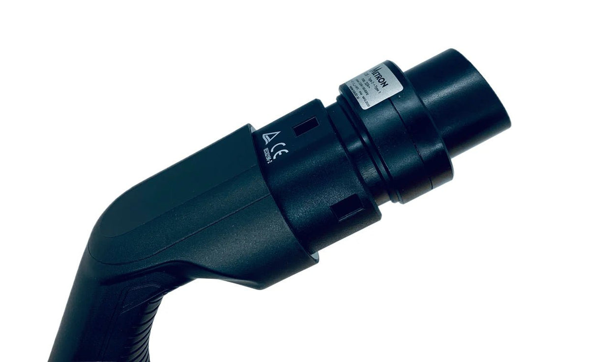 emballage og medfølgende tilbehør til Adapter Type 2 fast kabel til Type 1 230 V 16/32A – Evconnect – Evconnect