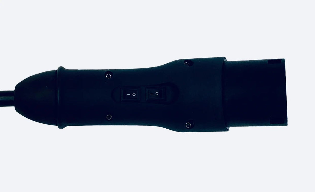 emballage og medfølgende tilbehør til Adapter Type 2 til 3x Schuko – 230V 16A IP44 Mode 3 – Evconnect – Evconnect