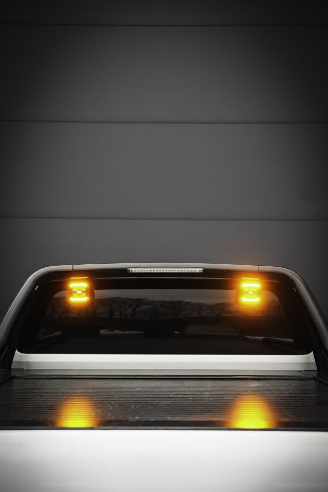 installationsvisning for arbejdslys SQR 3” 3500lm Flood Double Flash, OZZ Lights – OZZ