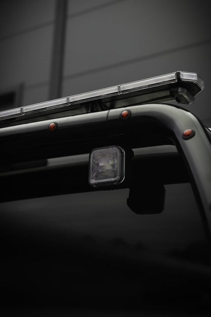 supplerende produktbillede af Arbejdslys SQR 3” 3500lm Flood Double Flash, OZZ Lights – OZZ