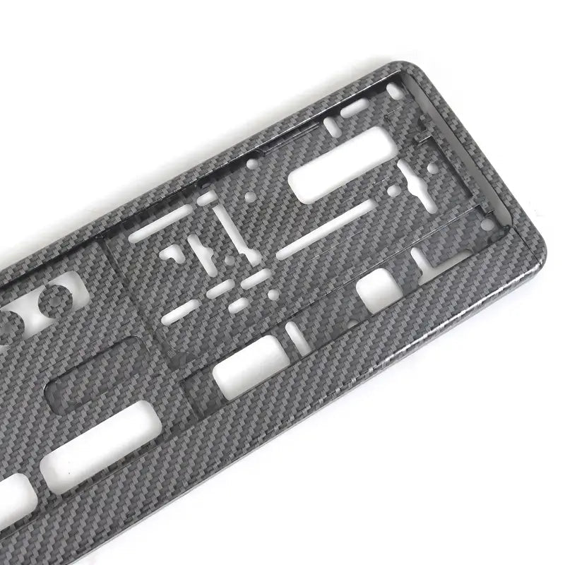 Nummerpladeholder kulfiberlook - EU & UK standard rustfrit - nærbillede detaljer | Carlevel