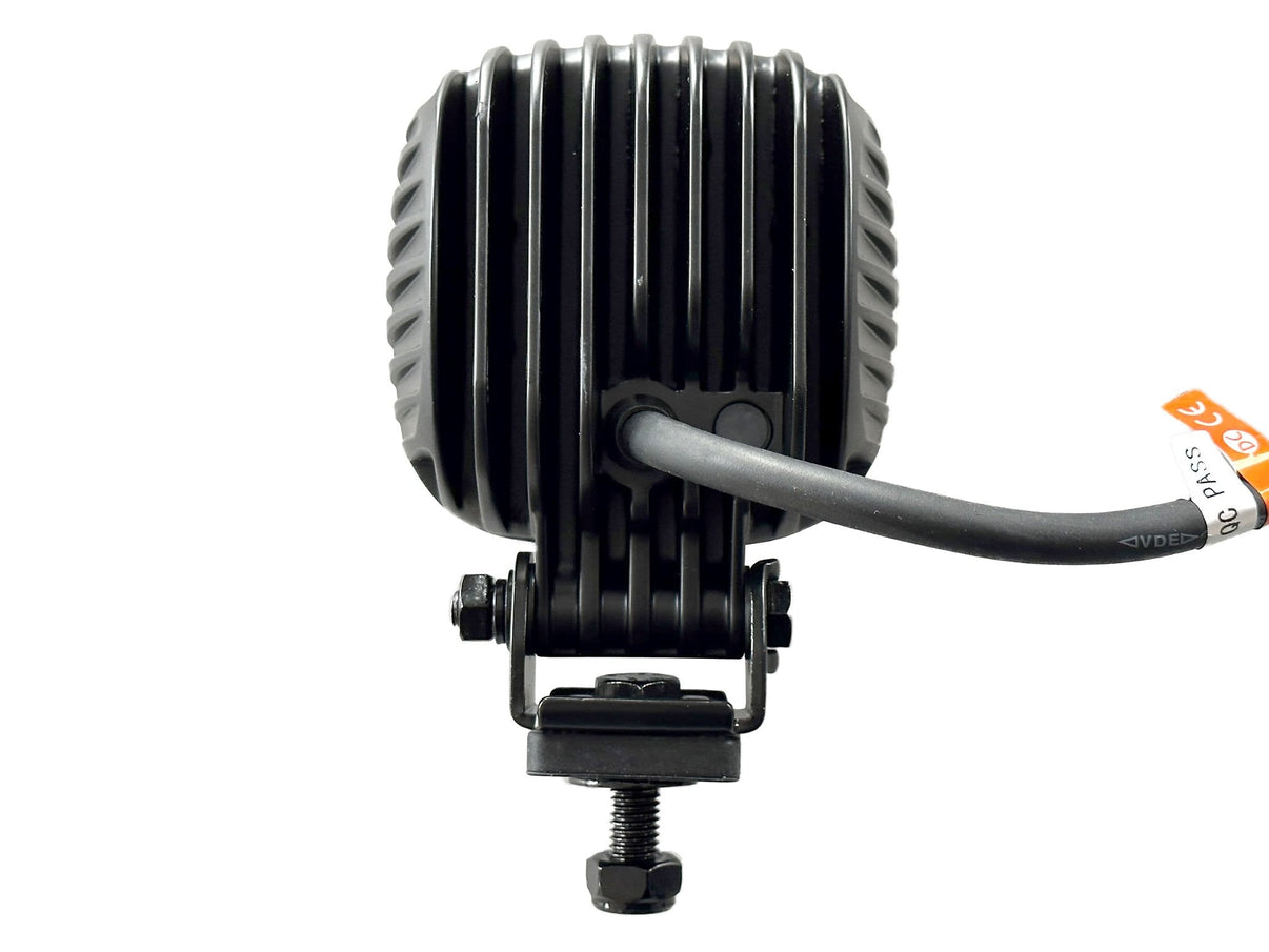 BriodLights TRIO Arbejdslampe med blitzlys - 45W - produkt set fra siden | Briodlights