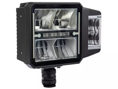 billede, der viser brugen af Bullboy Agriline plovlampe – 12/24V – Bullboy