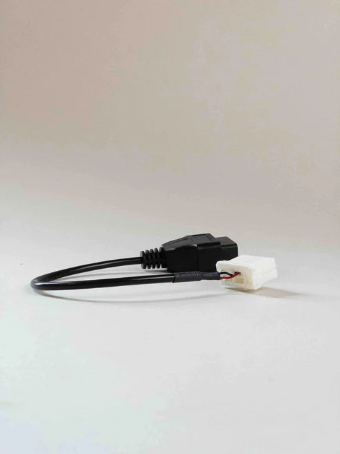 emballage og tilhørende tilbehør til Tesla OBD canbus adapter Model S/X 2021+ - TESLA