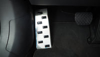 Fodstøtte venstre stål/sort polyurethan Mazda 6 III 2013–2024 - Carlevel - 