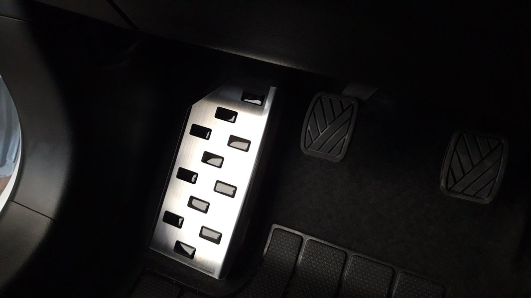 Fodstøtte venstre stål/sort polyurethan Vitara 2015+ - Carlevel - 