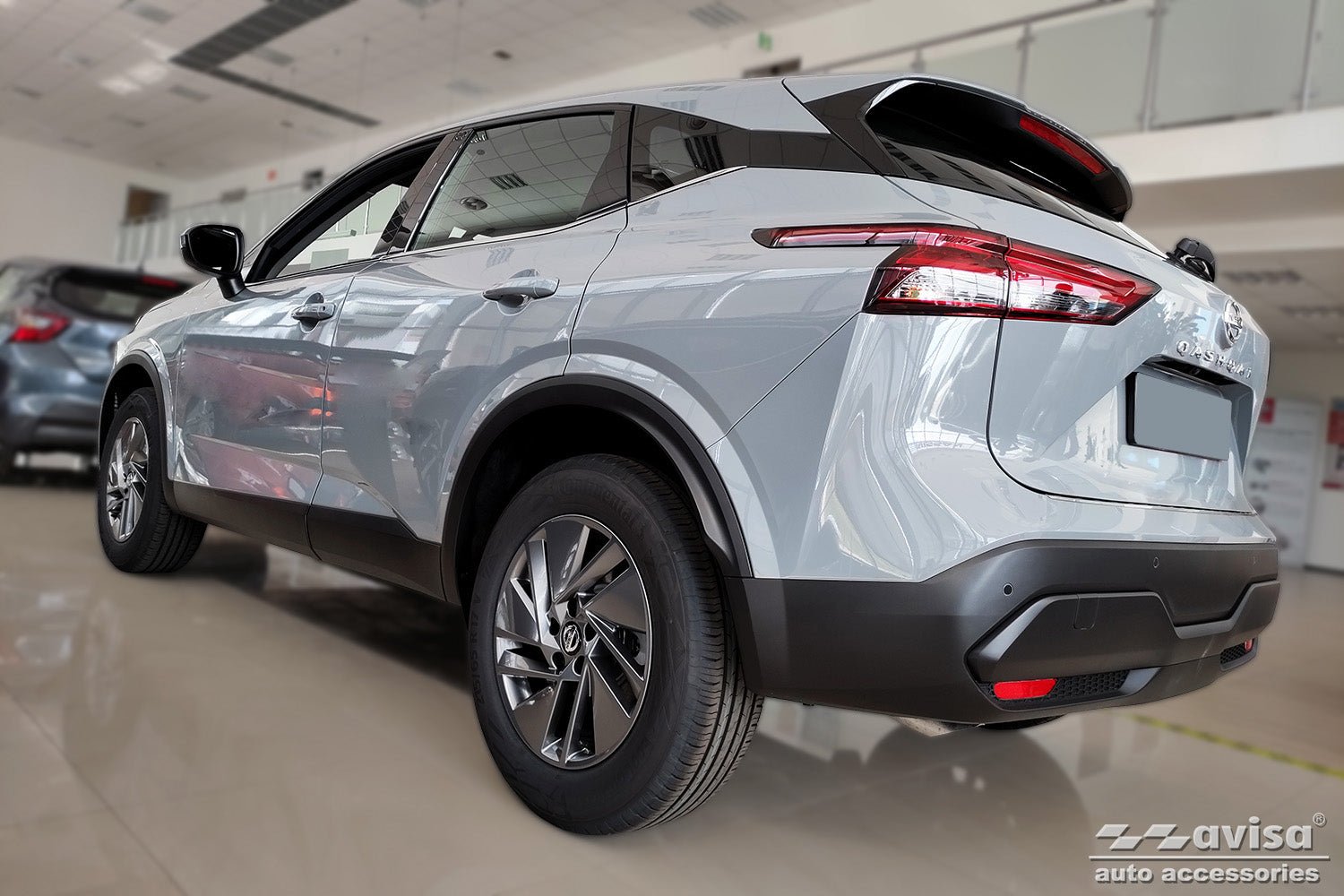 Fotstöd Nissan Qashqai III crossover 2021+ / Nissan Qashqai 1.3 mild-hybrid 158 N-Connecta Xtronic 2023+ Silver satin | AVISA - Carlevel AB - Fotstöd