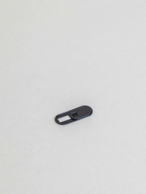 sidebillede, der viser profil og design af Tesla Camera Cover - TESLA