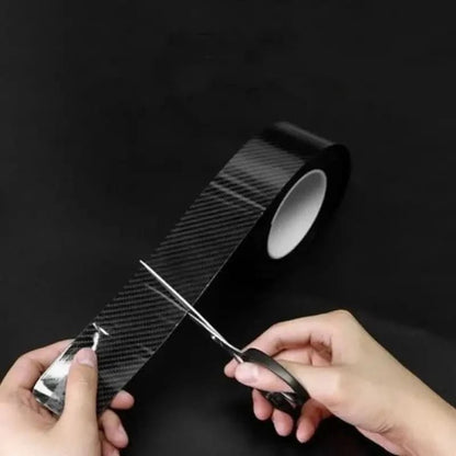Carbon Fiber Vinyl Car Wrap - Selvklæbende ridsefast - Produktet set fra siden | Carlevel