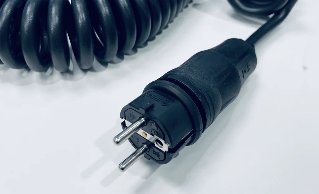Ladekabel Mode 2 Type 2 6-16A spiral Evconnect - bærbar EV-oplader 230V Schuko - nærbillede detaljer | Evconnect
