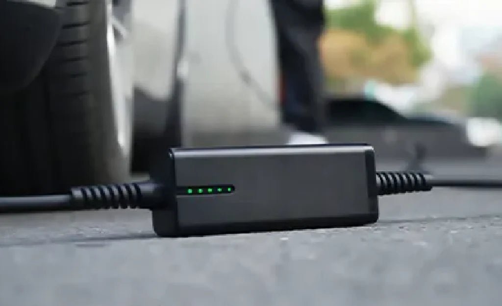Ladekabel Type 2 Schuko/CEE 6-16A bærbar jordfejlsbeskyttelse - Evconnect - nærbillede detaljer | Evconnect