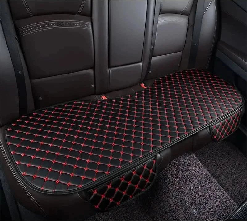 Bilovertræk til bagsædet med lang beskyttelsesmåtte - Hudvenligt materiale og guldbroderet design - Carlevel - 