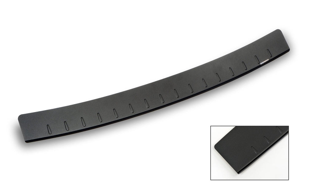 Lastskydd svart aluminium Toyota Avensis Kombi 2009–2015 - Carlevel - 