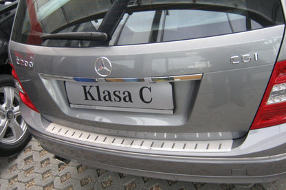 Lastskydd till Mercedes C-klass Kombi S204 2010–2015 – rostfritt - Carlevel AB - Fordon och delar > Fordonsdelar > Karossdelar > Stötfångare