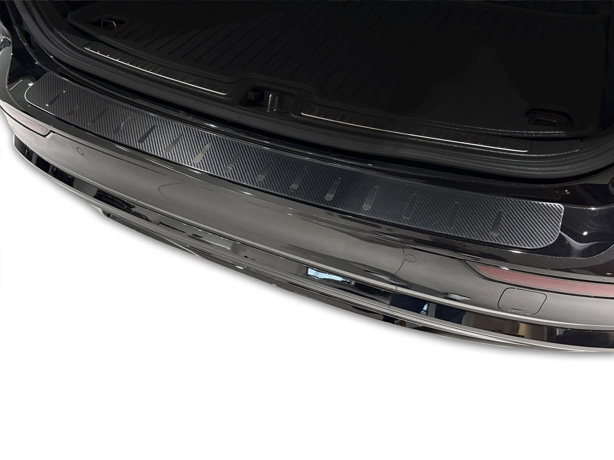 Lastskydd Volvo V60 2018+ – kolfiber-look - Carlevel AB - Fordon och delar > Fordonsdelar > Karossdelar > Stötfångare