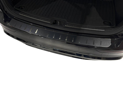 Lastskydd Volvo V60 2018+ – kolfiber-look - Carlevel AB - Fordon och delar > Fordonsdelar > Karossdelar > Stötfångare