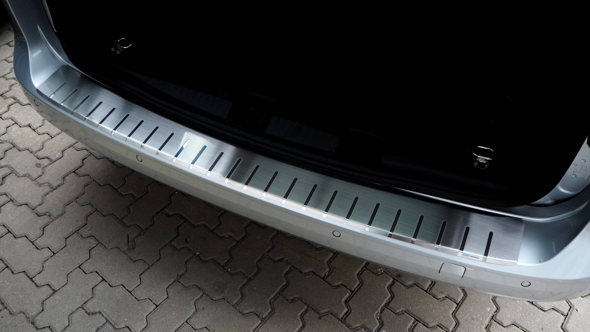 Lastdæksel i stål VW Caddy V / Ford Tourneo Connect 2021–2023 - Carlevel - 