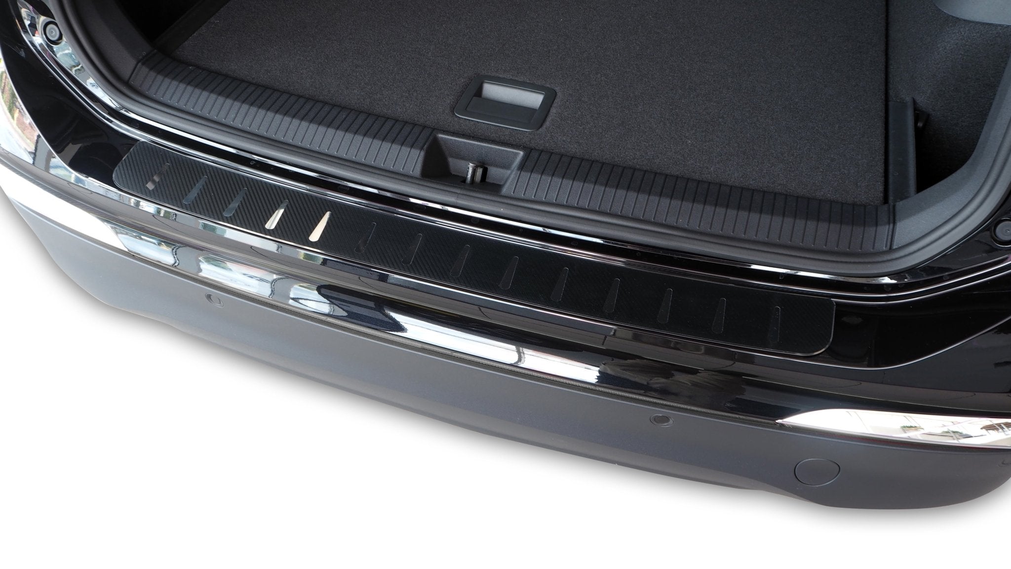 Lastskydd VW Tiguan 2024+ – kolfiber-look - Carlevel AB - Fordon och delar > Fordonsdelar > Karossdelar > Stötfångare
