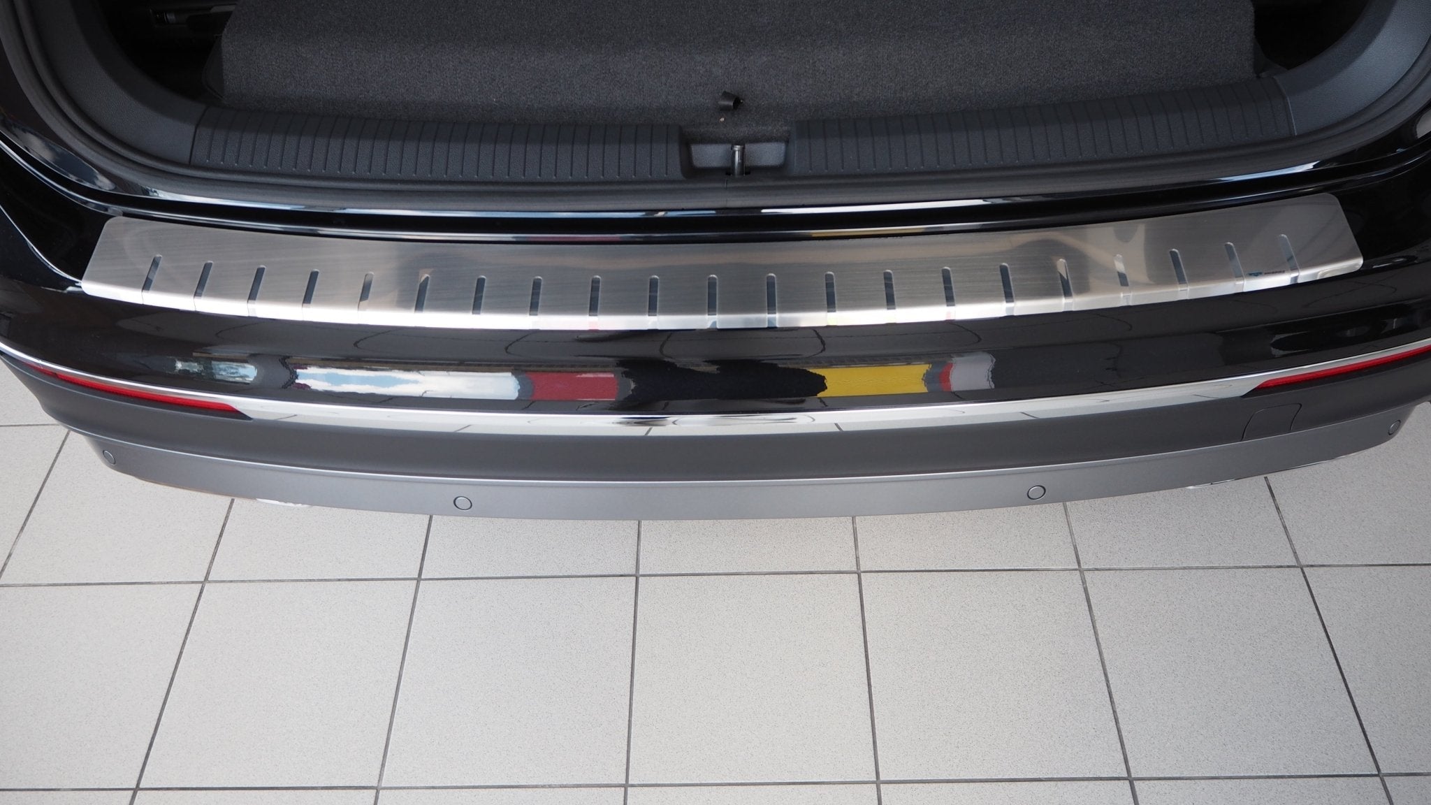 Cargo cover til VW Tiguan II / Allspace 2016-2024 - Rustfrit stål | Alu-Frost - nærbillede detaljer | Alu-Frost