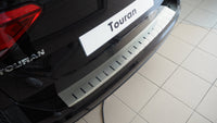 Bagageafdækning til VW Touran III 2015+ - rustfrit stål | Alu-Frost - produktbillede forfra | Alu-Frost