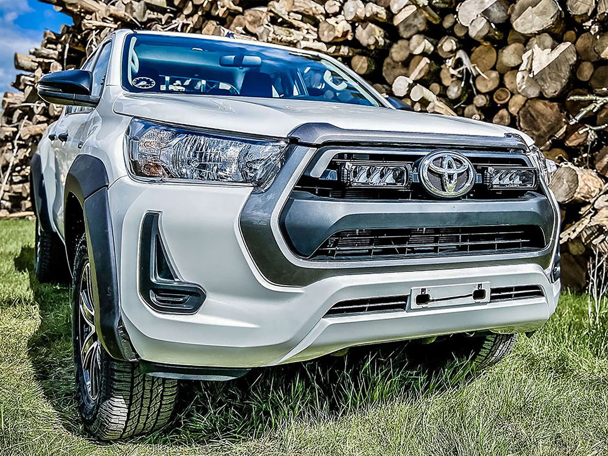 Lazer LED-rampesæt Toyota Hilux 2021+ 2x Triple – R 750 Std – Produktbillede set forfra | Laser
